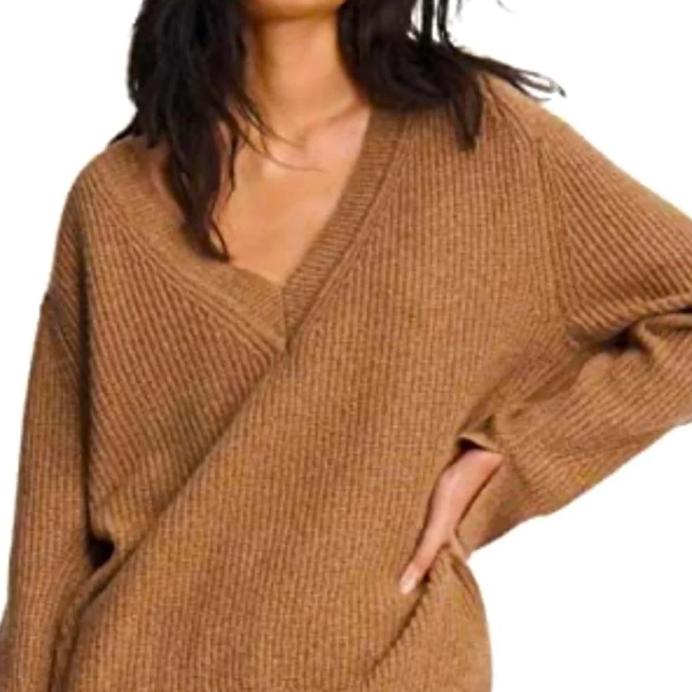 RAG & BONE
PIERCE CASHMERE VNECK SWEATER - Picture 3 of 11